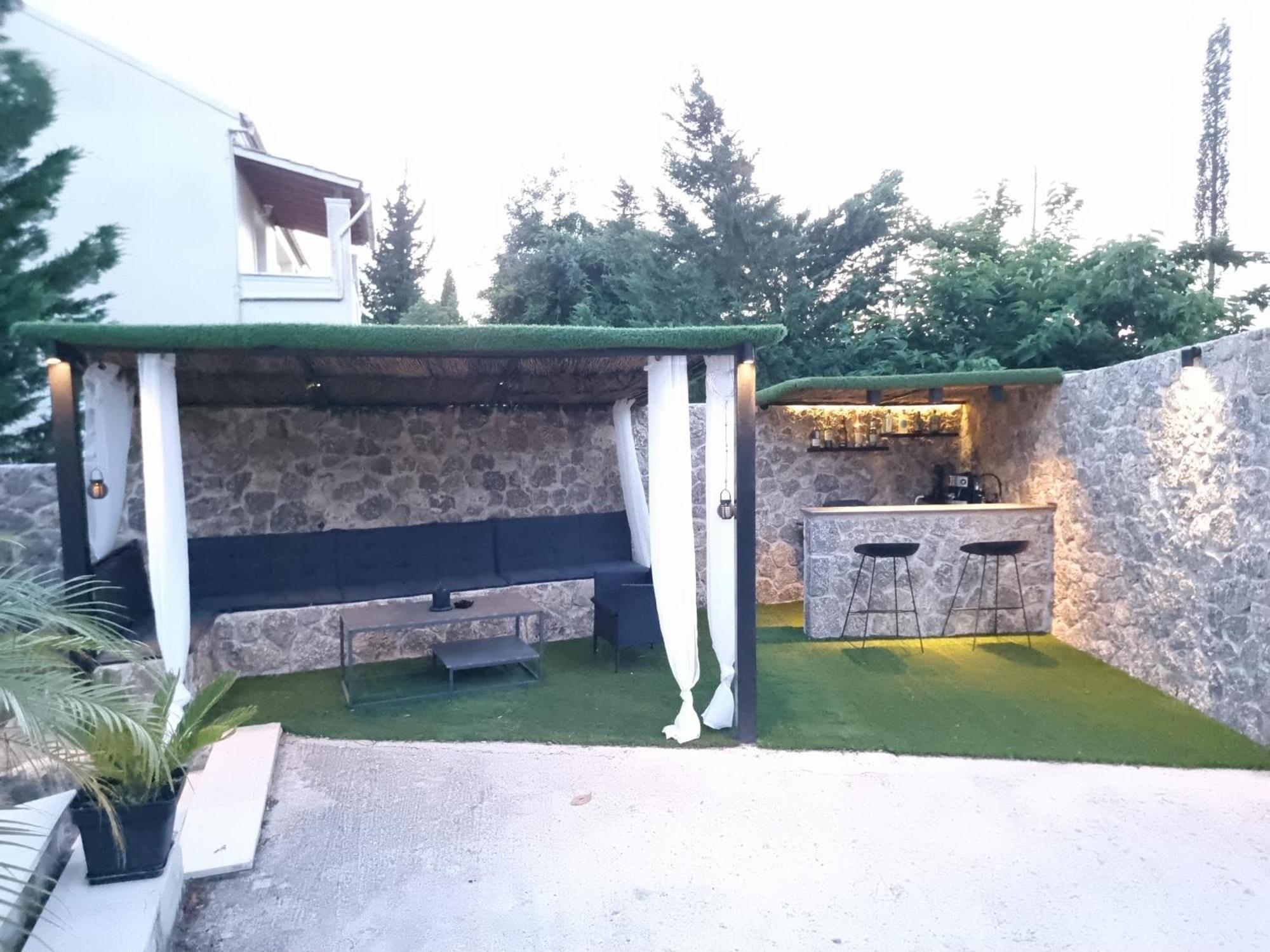 Luxvilla Agioi Deka  Bagian luar foto